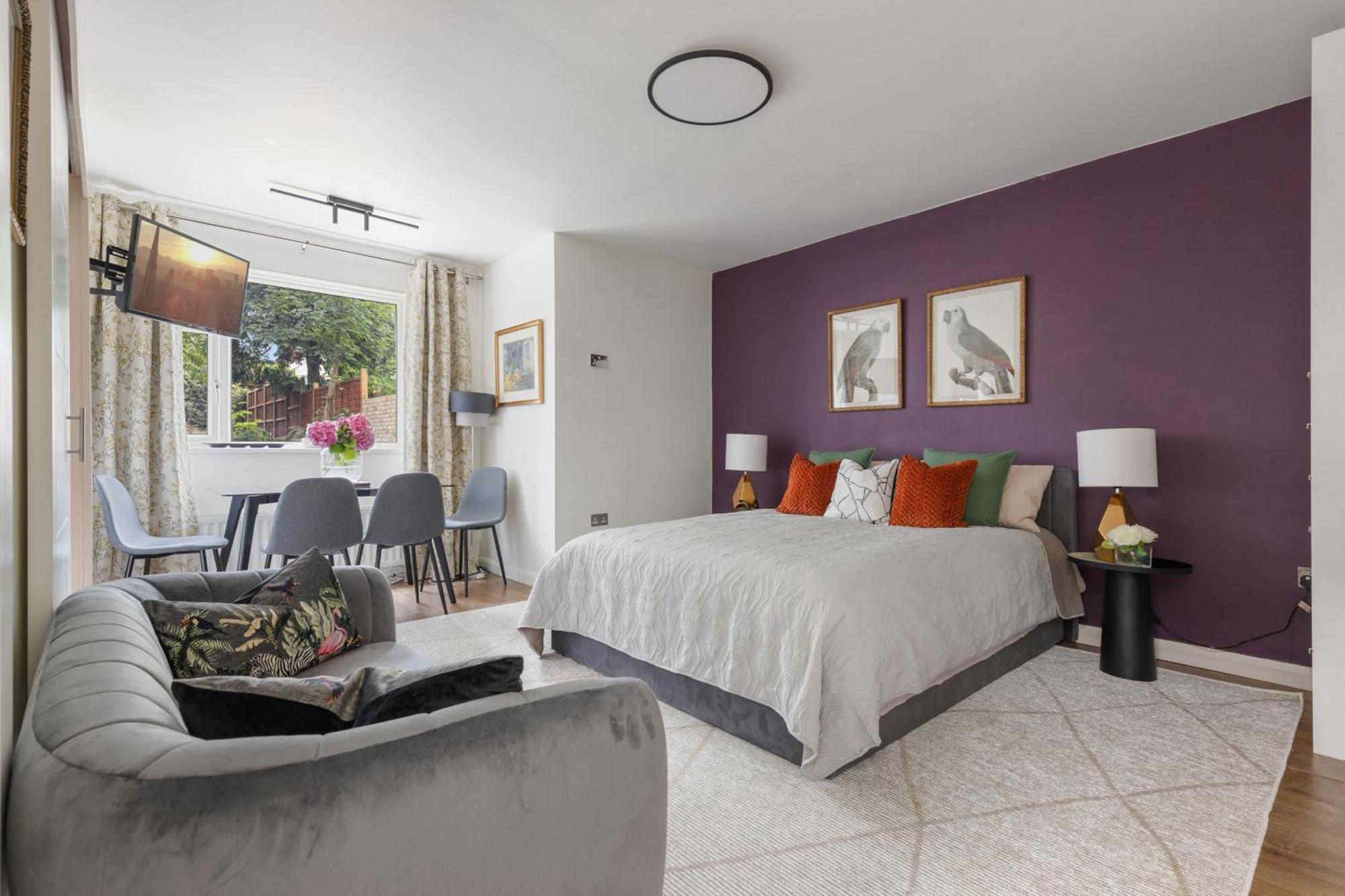 אילינג King Studio Apartment With Garden And Parking מראה חיצוני תמונה